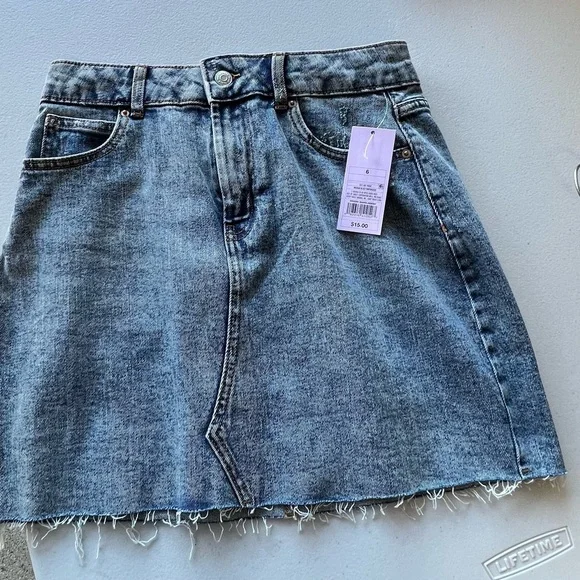 Denim Skirt - Picture 2 of 9